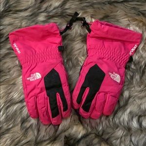 The North Face Girl’s size Large Ski Snow Gloves